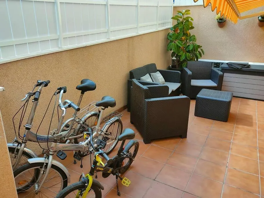 Apartamento Con Terraza Privada, Piscina Y Pkg Apartment Torredembarra Spain